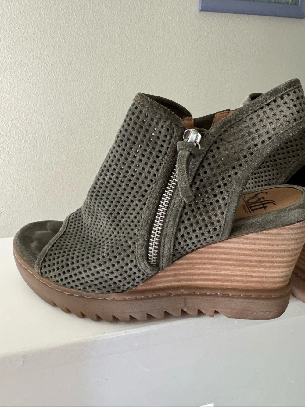 Women’s Sofft Olive Green Perforated Open-Toe Wedge Sandals